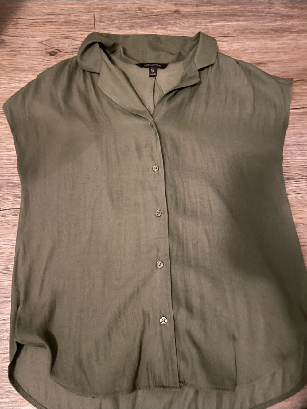 Banana Republic Olive Green Cap-Sleeve Button-Down Top